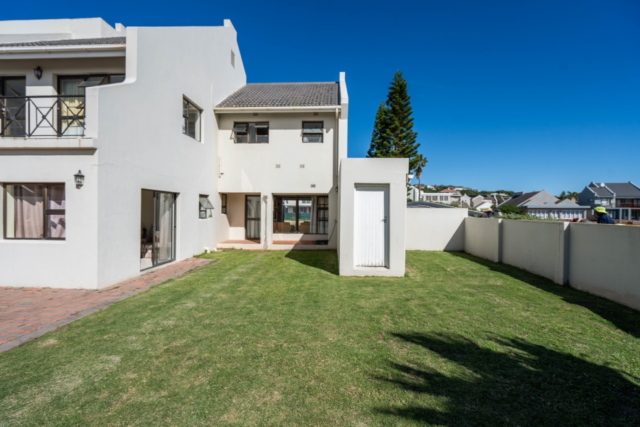 7 Bedroom Property for Sale in Royal Alfred Marina Eastern Cape